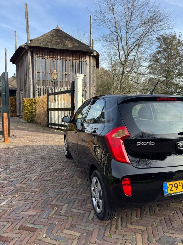 KIA Picanto-10