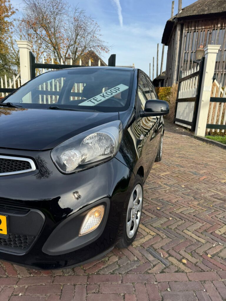 KIA Picanto-12